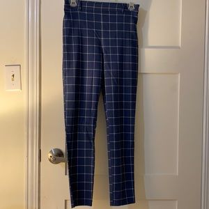 Forever 21 pants. Skinny straight leg. Size small
